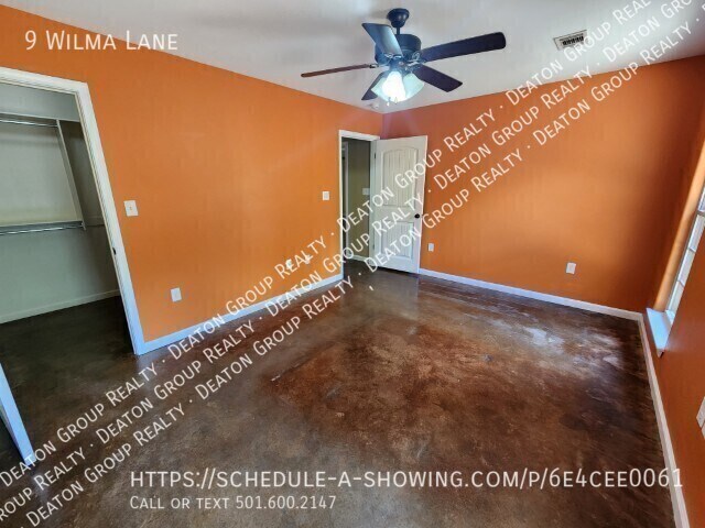 Building Photo - 9 Wilma Ln
