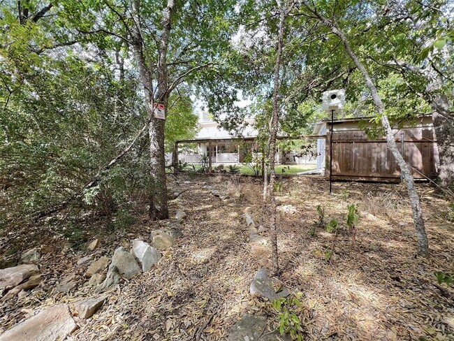 Building Photo - 8303 Alabama Dr