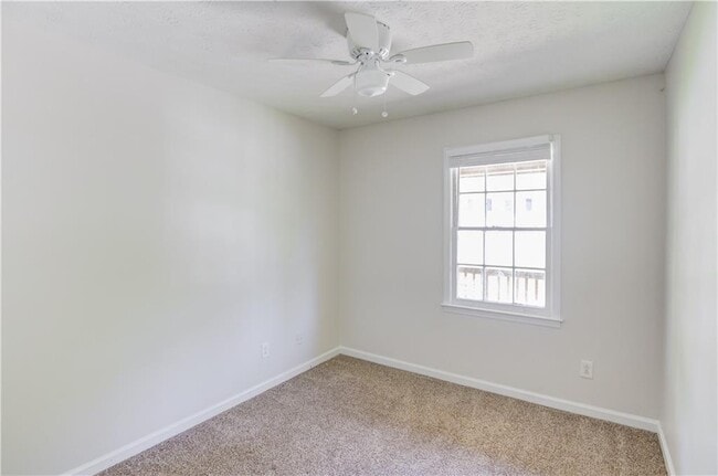 Building Photo - 4647 Candlewyck Way