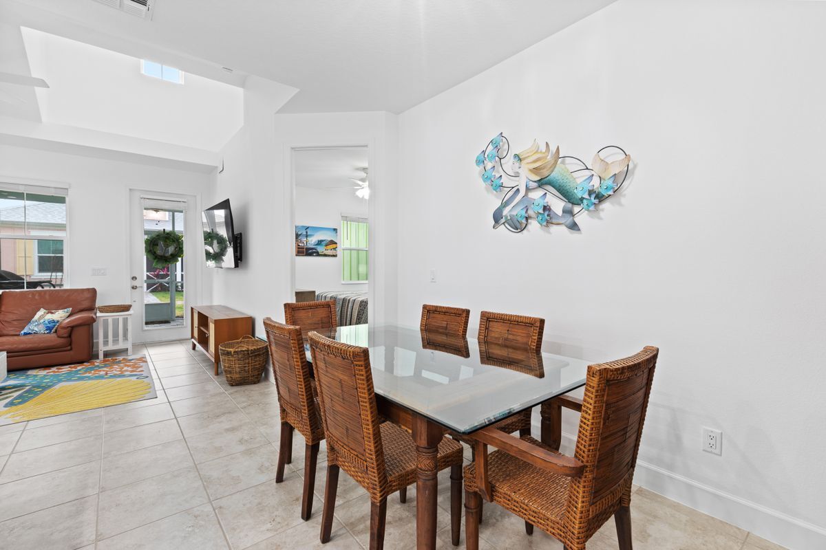 Building Photo - 531 Daiquiri Pl