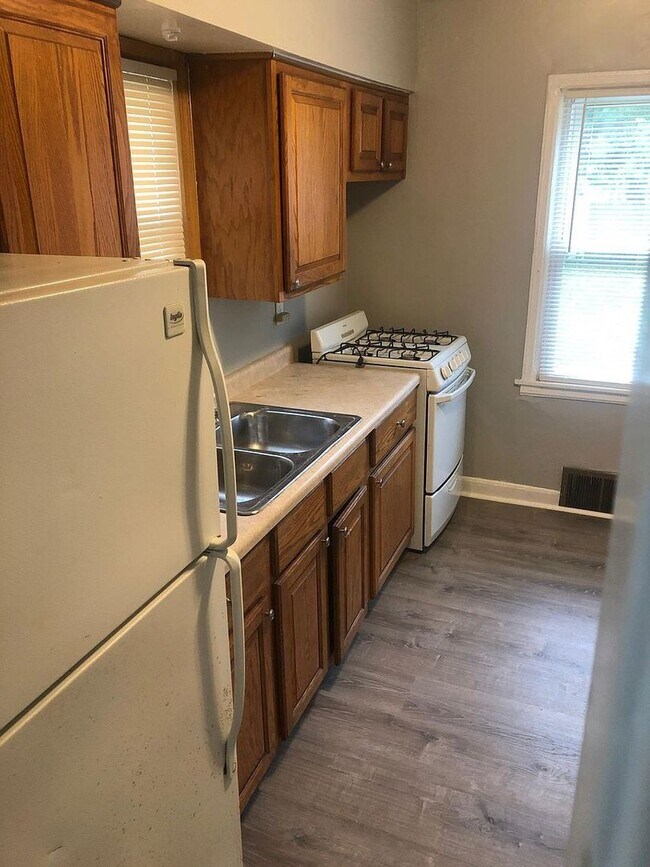 Building Photo - 4228-4230 N 39th St