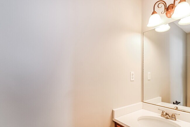 Building Photo - 4298 Arabella Dr