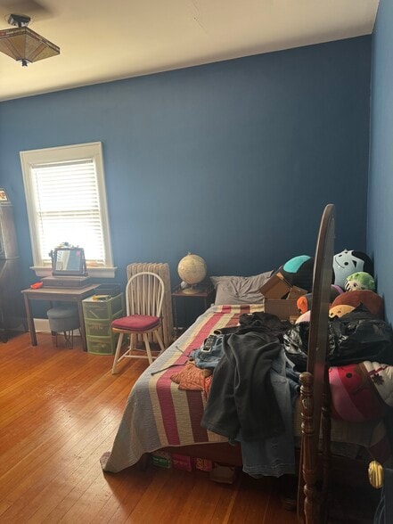 Building Photo - 609 East Walnut Street