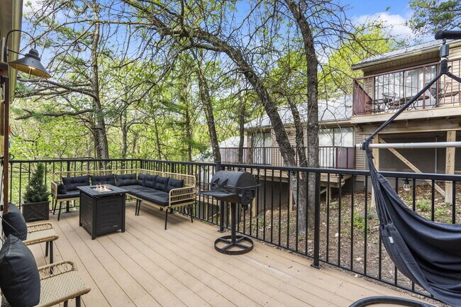 Building Photo - 225 Ozark Mountain Resort Dr