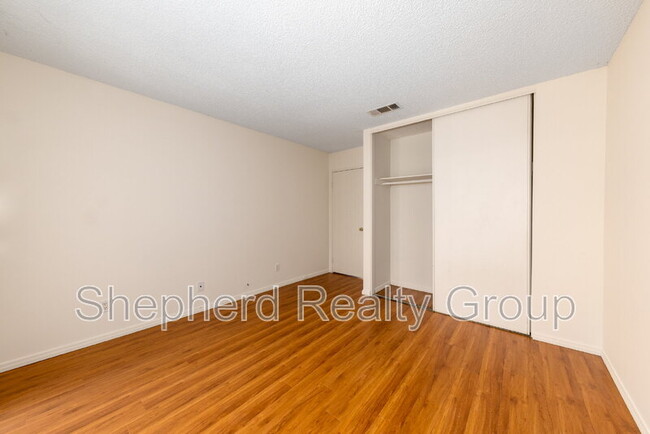 Building Photo - 2488 San Padre Ct