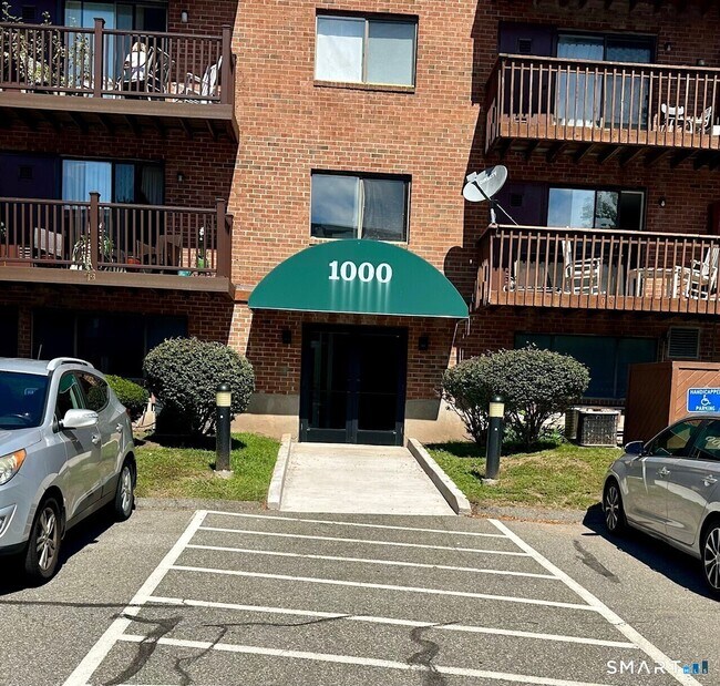 Building Photo - 1119 Harbor View Dr