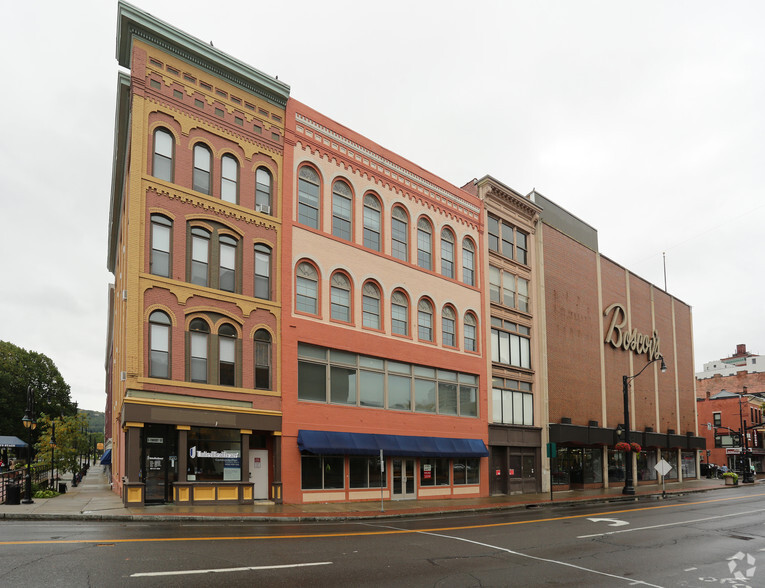 Building Photo - Chenango Place