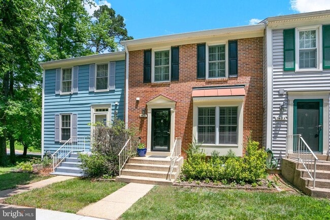 Primary Photo - 7433 Hatherleigh Ct