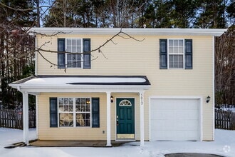 Building Photo - 5012 St Charles Dr