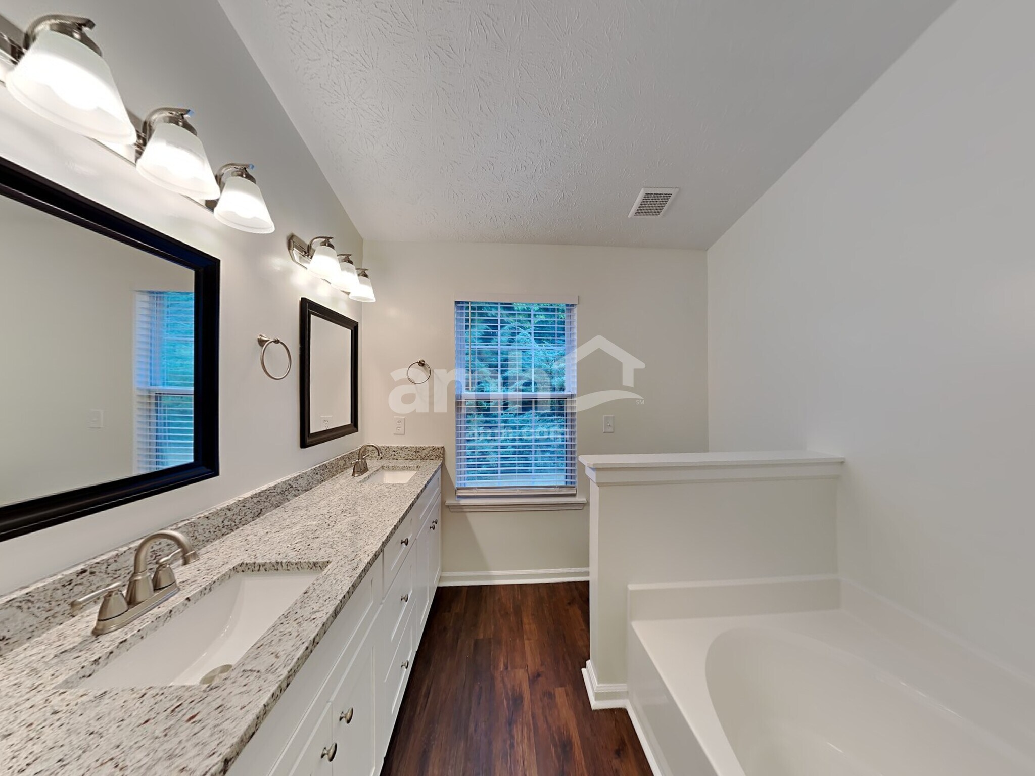 Building Photo - 1137 Eastmill Cove