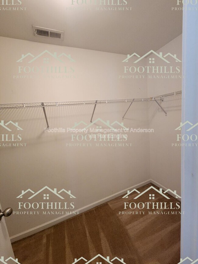 Building Photo - 1027 Whirlaway Cir