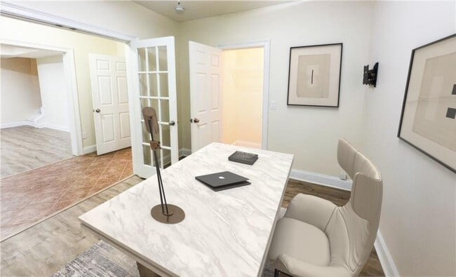 Building Photo - 2675 Rosalyn Ln