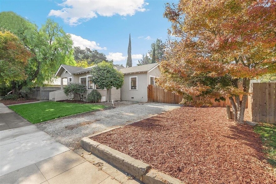 Building Photo - 7831 Eigleberry St