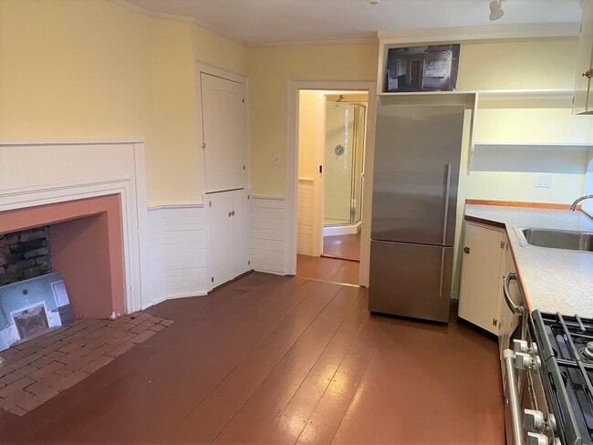 Building Photo - 72-74 Jefferson St