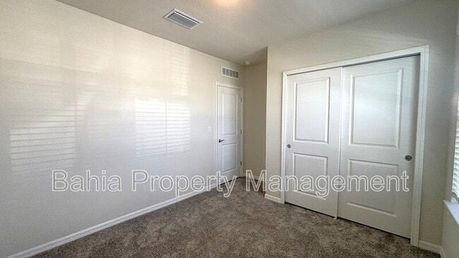 Building Photo - 10318 Evening Horizon St