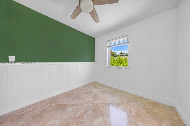 Building Photo - 1837 NE 48th Ct