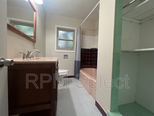Building Photo - 2761 San Luis Ct
