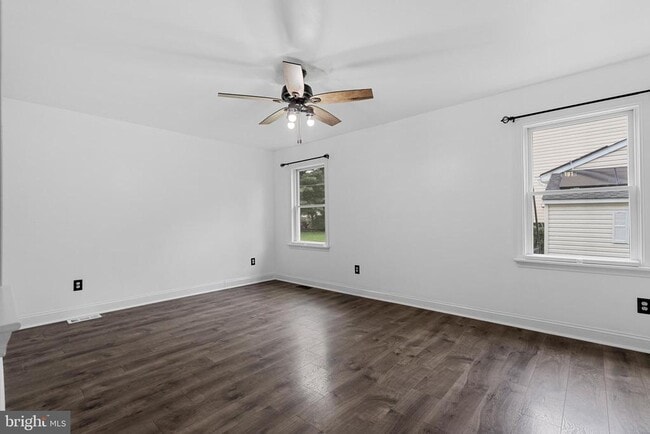 Building Photo - 1006 Morgan Ln