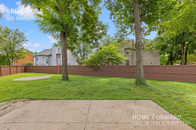 Building Photo - 800 Palomino Ln