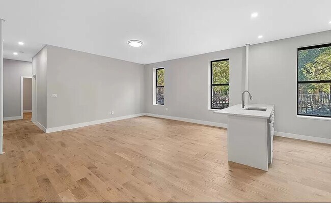 Building Photo - 100 West 139th Street