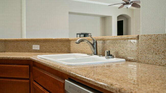 Building Photo - 49142 Barrymore St