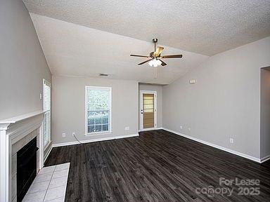 Building Photo - 2234 Pleasant Dale Dr