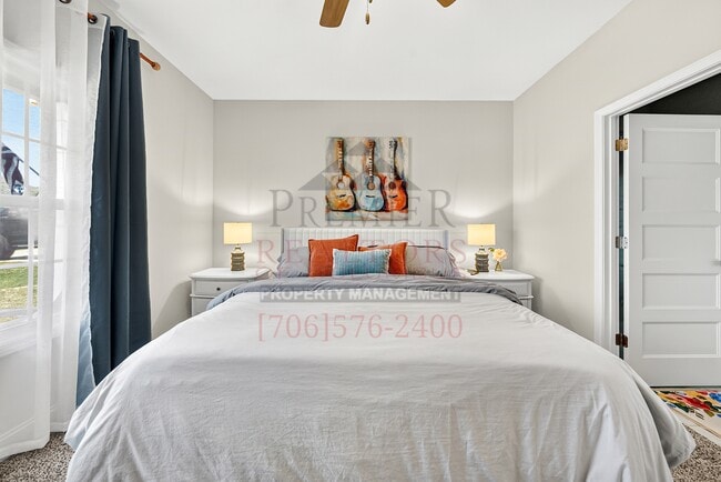 Building Photo - 6897 Omaha Dr