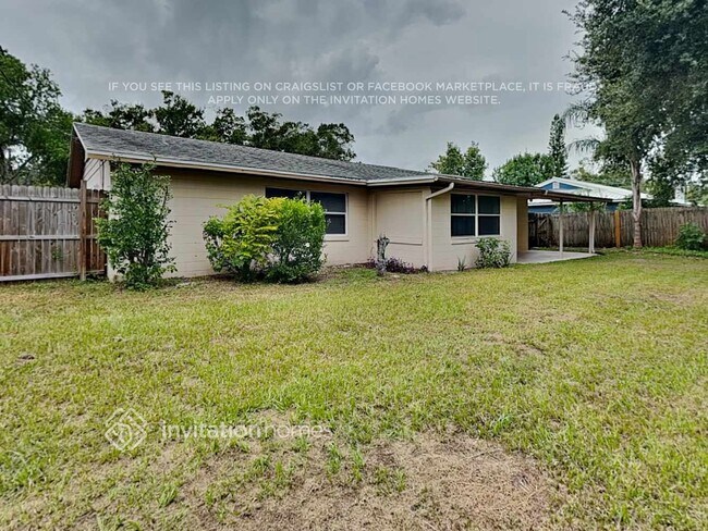 Building Photo - 384 St Dunstan Way