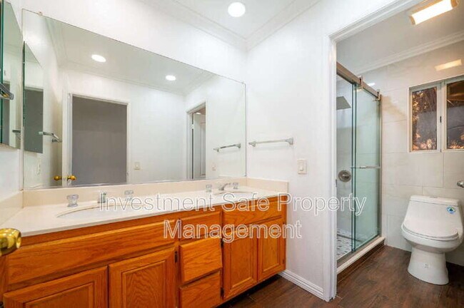 Building Photo - 39945 Temecky Way