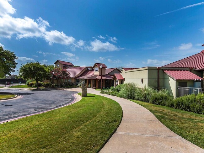 Building Photo - 3205 Cotton Blossom Way