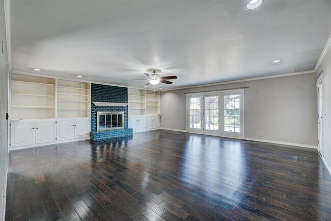 Building Photo - 4105 NW 60th St