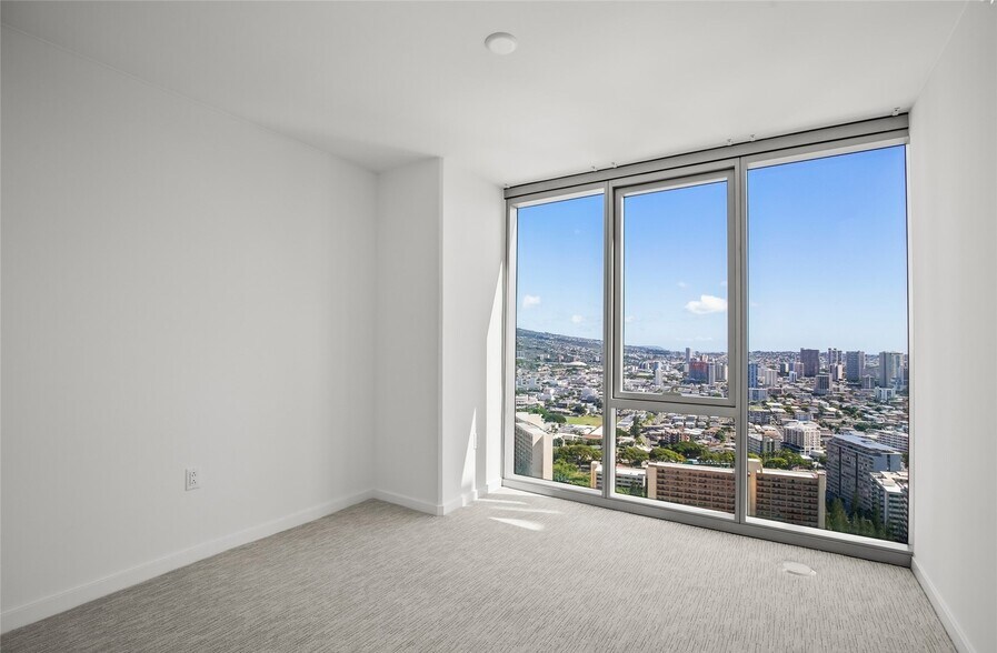 Building Photo - 1500 Rycroft St