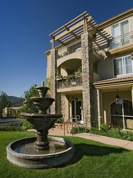 Avalon Thousand Oaks Plaza Ca Apartment Finder