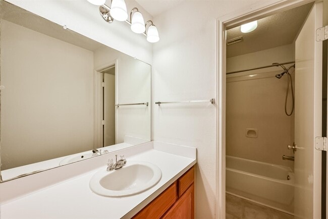 Building Photo - 7931 Westington Ln