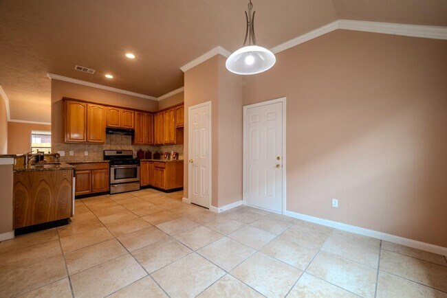 Building Photo - 15719 Edo Cir