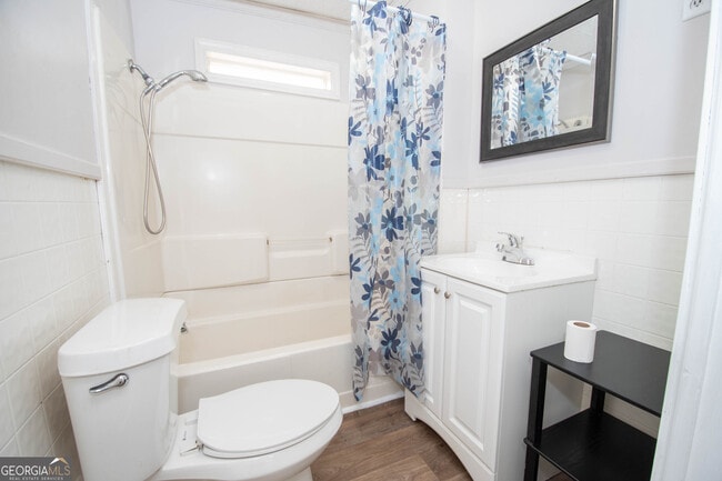 Building Photo - 65 Bradfield Dr