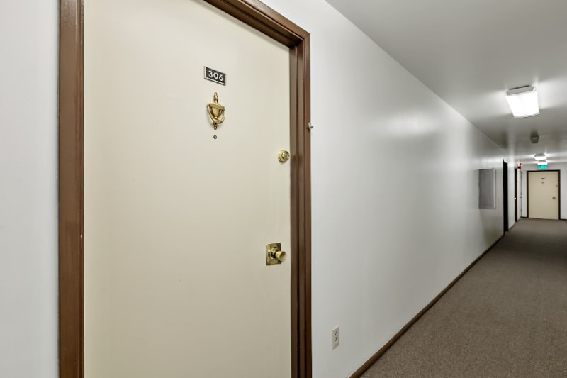 Building Photo - 5515 15th Ave NE