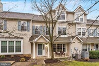 Building Photo - 606 Oswego Ct