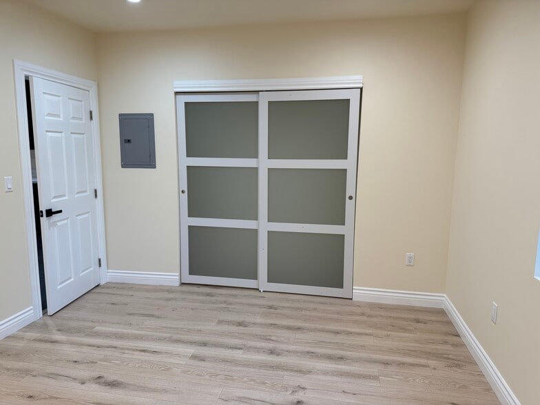 Building Photo - 9859 Foothill Blvd