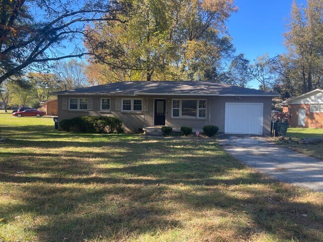 Primary Photo - 4735 Cutler Dr NW