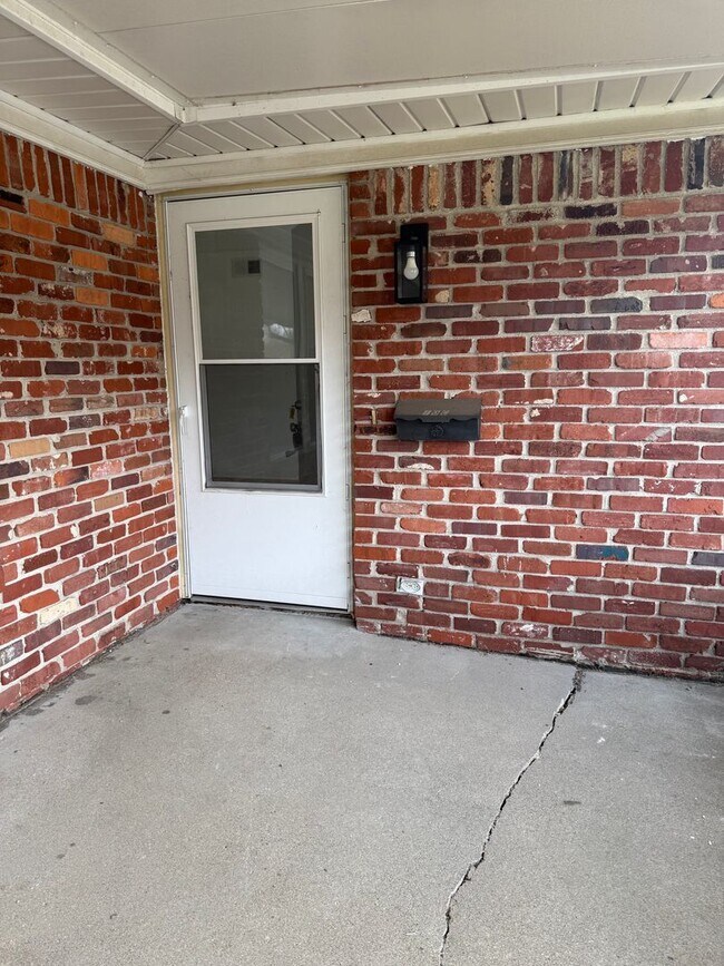 Building Photo - 201 S Morrison Rd