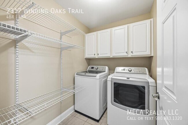 Building Photo - 2317 Winding Oaks Trail