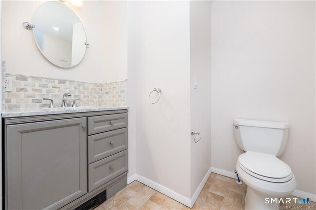 Building Photo - 129 W Ridge Dr