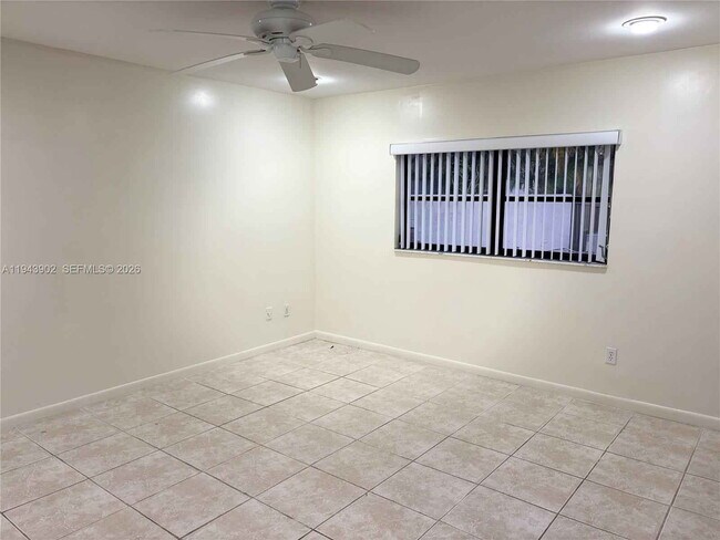 Building Photo - Southwest 115th Place, Miami, FL 33173 - 3 BR 2 BA single-family home
