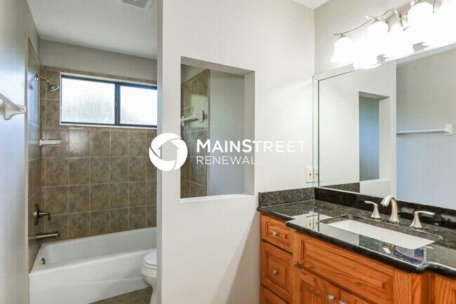 Building Photo - 3 Bedroom Pet-Friendly Home in Fleming Island, FL with Main Street Renewal
