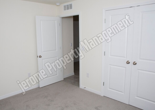 Building Photo - 37191 Sharks Eye Ln