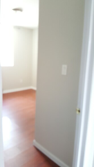 Building Photo - 14 Skillman Ave