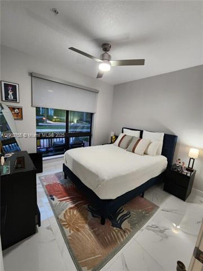 Building Photo - 8363 NW 41st St