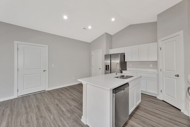 Building Photo - 13432 Haskell Ct