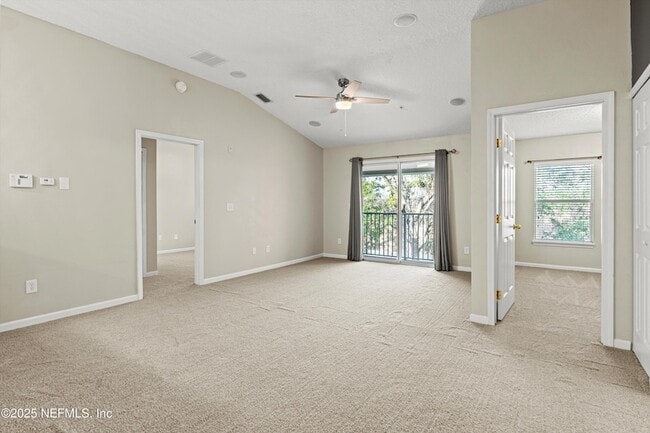 Building Photo - 7043 Deer Lodge Cir